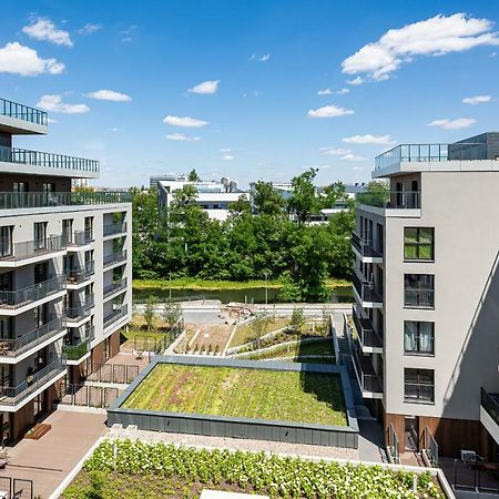 Apartment Walonska With Free Parking Wroclaw By Noclegi Renters Eksteriør billede
