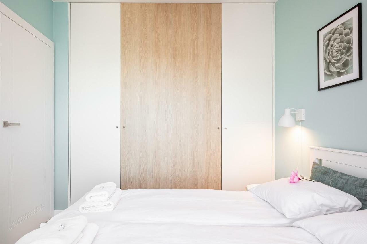 Apartment Walonska With Free Parking Wroclaw By Noclegi Renters Eksteriør billede